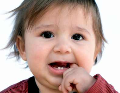 раннее прорезывание зубов у ребенка