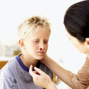 отек носа у ребенка лечение